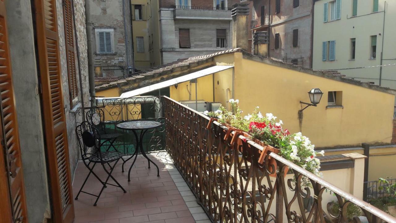 Via Piantarose, 12 Apartamento Perugia Exterior foto
